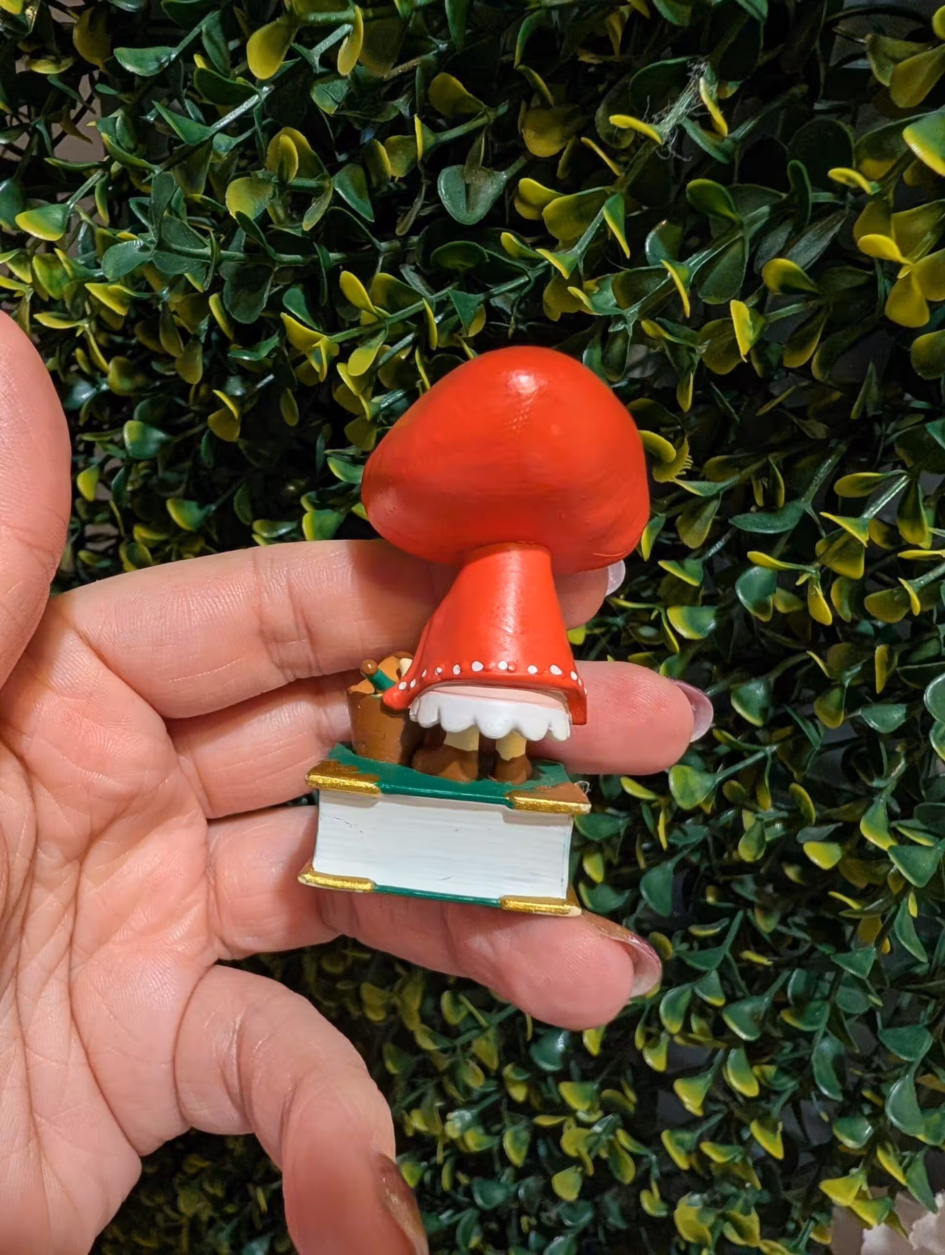 Tonies Favourite Tales Little Red Riding Hood and Other Fairy Tales Audio Figure Tonies Favourite Tales Little Red Riding Hood and Other Fairy Tales Audio Figure - Image 3